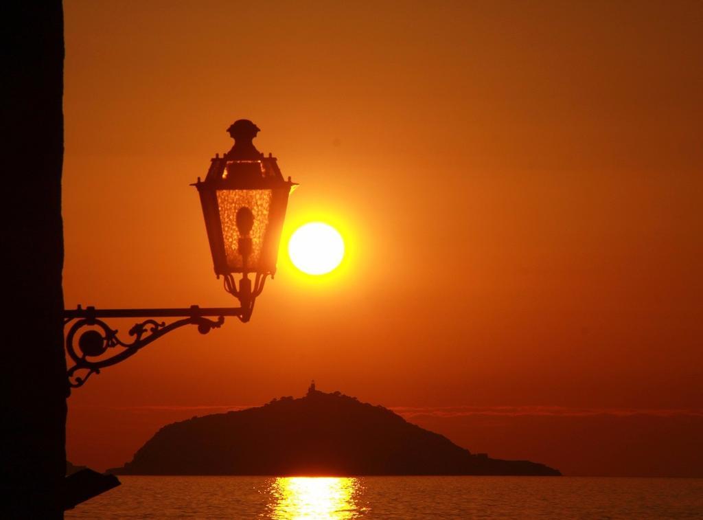 Casa A Lerici Nell'Antico Borgo Villa Bagian luar foto